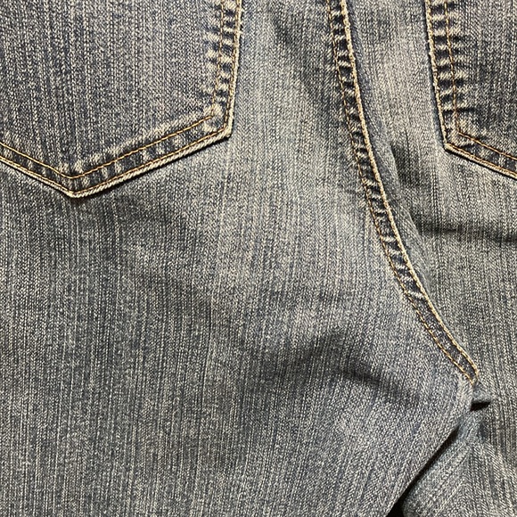 Croft & Barrow Natural Fit Cuffed Denim Crop/Capri size 10 13022 - Picture 4 of 8